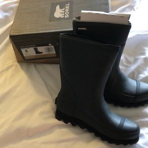 NEW Sorel Rain Boots